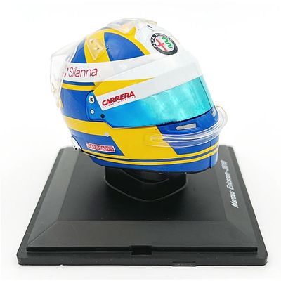 Fynd SKADAD VITRIN Hjälm Marcus Ericsson Alfa Romeo Sauber Spark 1:5