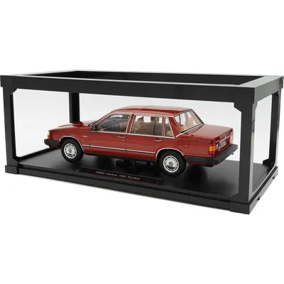 Volvo 760 Turbo - 1985 - Mørkerød - Triple9 Collection - 1:18