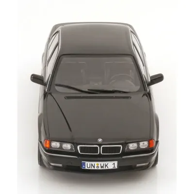 BMW 740i E38 - 1994 - Svart - KK-Scale - 1:18