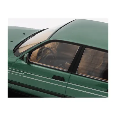 BMW E32 Alpina B11 3.5 - Mörkgrön - 1992 - MCG - 1:18