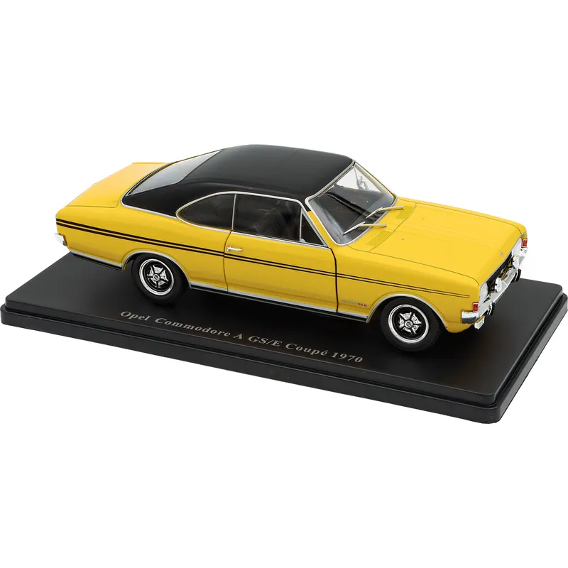 LITEN SKADA TAK - Opel Commodore A GS/E Coupé - 1970 - Hachette - Atlas - 1:24