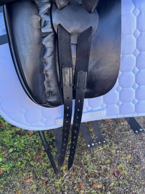 Knights Lady Rowena 17" wide