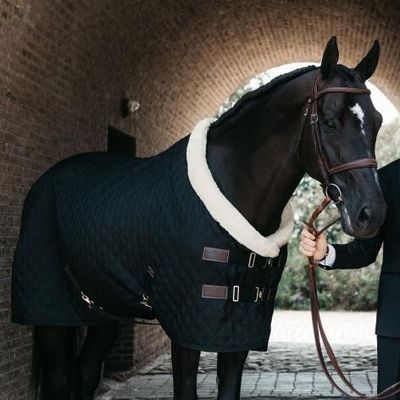 Kentucky Horsewear Show rug 160g svart
