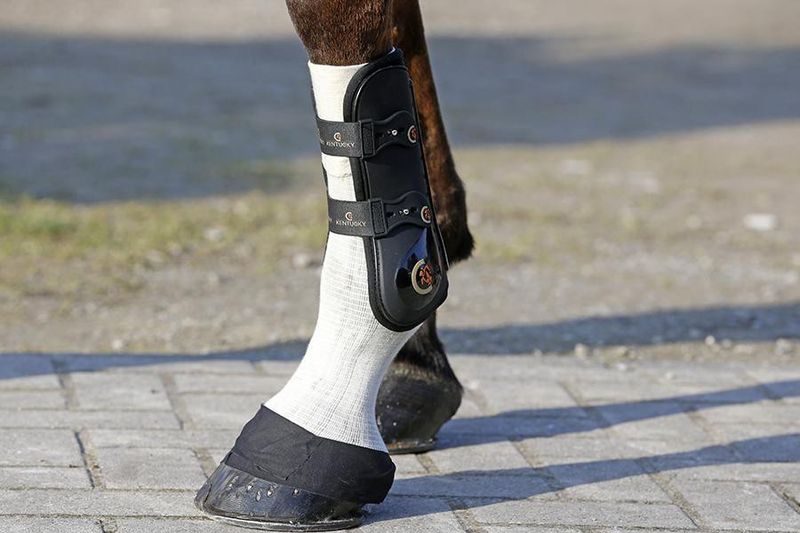 Kentucky Tesa Tape svart
