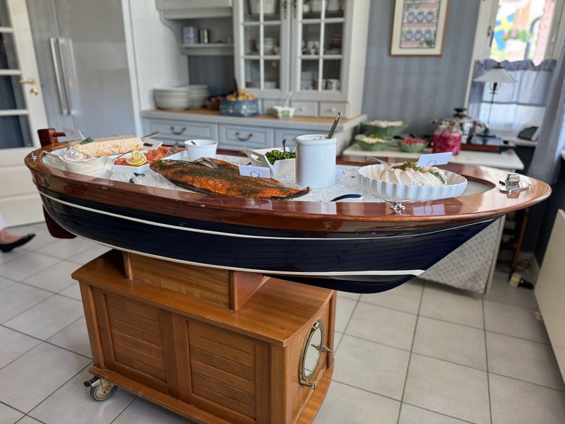 Serveringsbåt för mat eller dryck