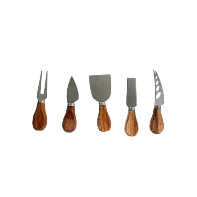 Ostknivset med trähandtag och fem olika blad
