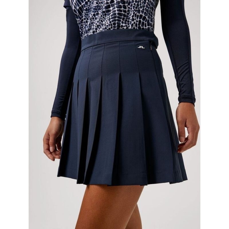 J. LINDEBERG Women's Carrie Micro Stretch Shorts $125 NWT