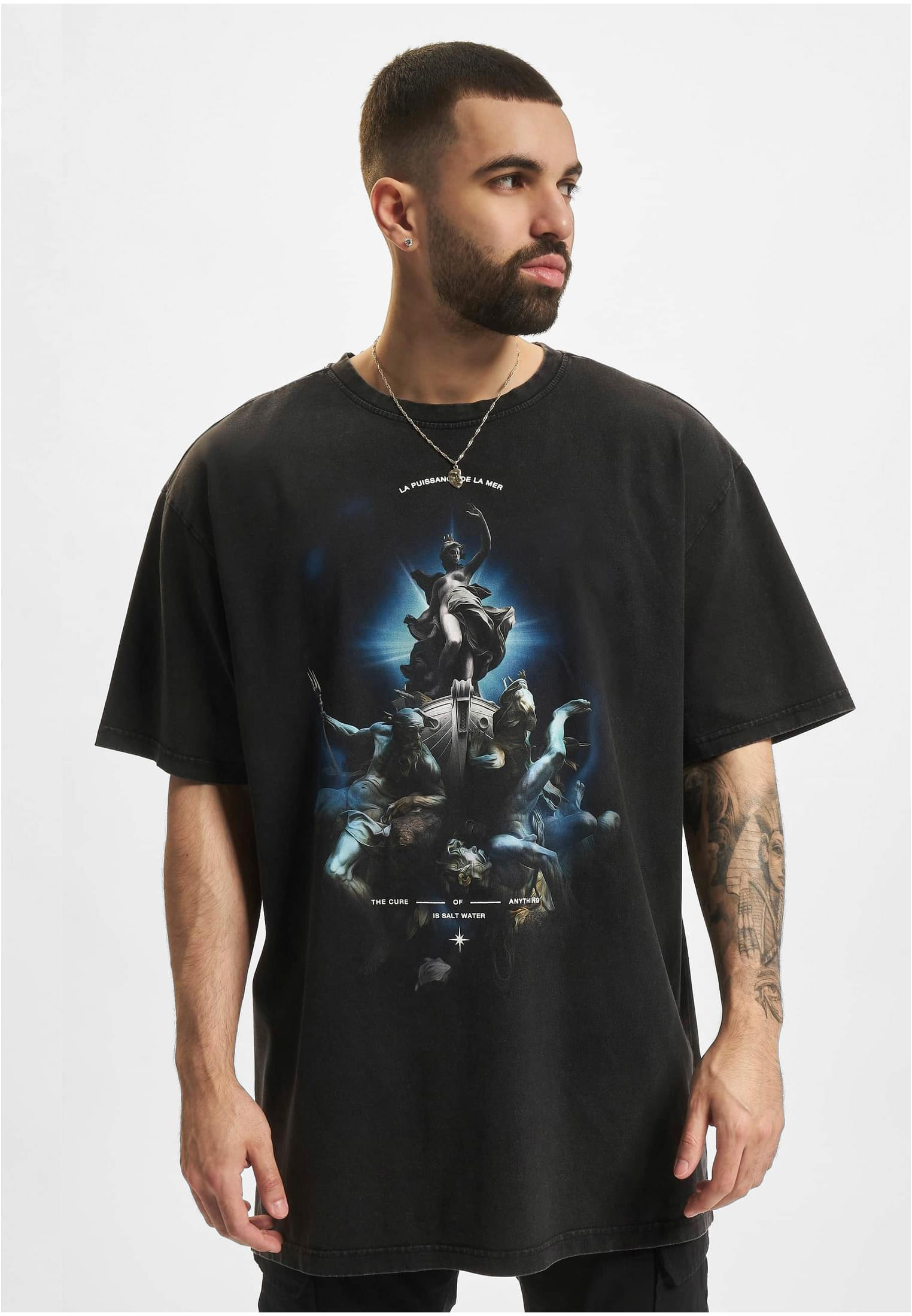 Grafik med staty och text La Puissance De Lar Mer Grafik T-shirt – acid black (L acid black)
