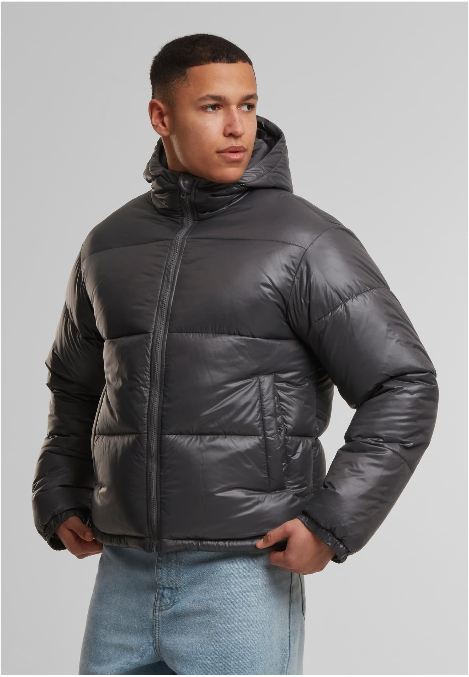 Blank pufferjacka med fodrad huva mörkgrå (3XL magnet)