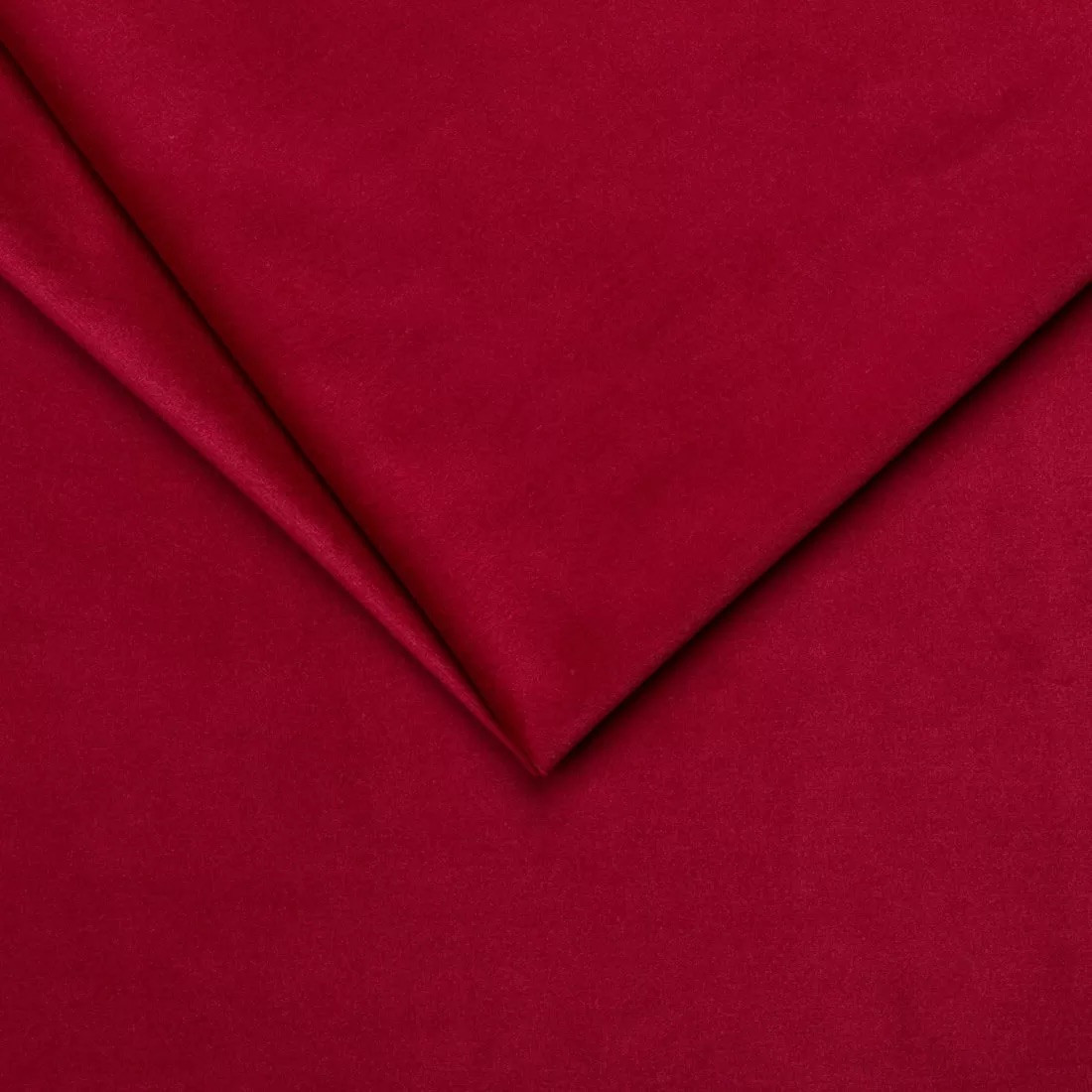 Tiffany Dk.Red möbelsammet – Slitstark & Lyxig