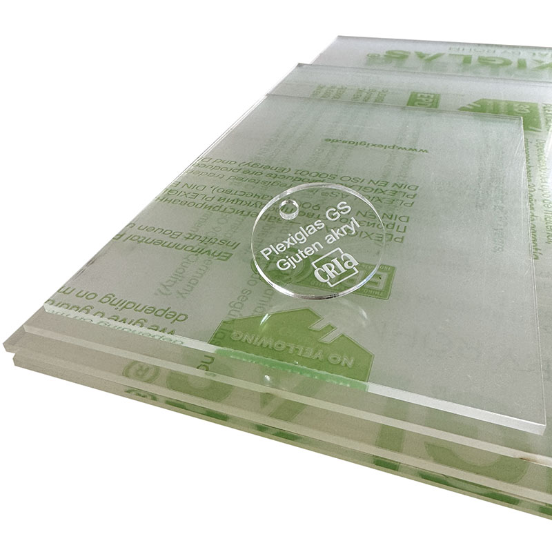 Plexiglas GS Gjuten akryl, Plexiglas GS med en graverad utskuren cirkel på skivorna.