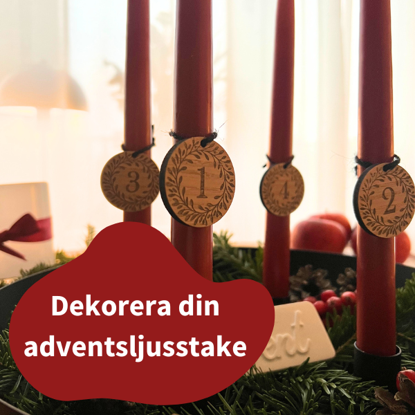 Adventsljusstake med adventssiffror i ek 