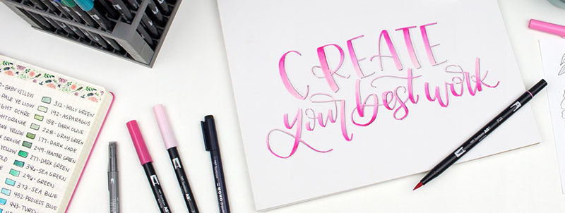 Tombow ABT inspirationsbild med pennor, papper och kreativitet