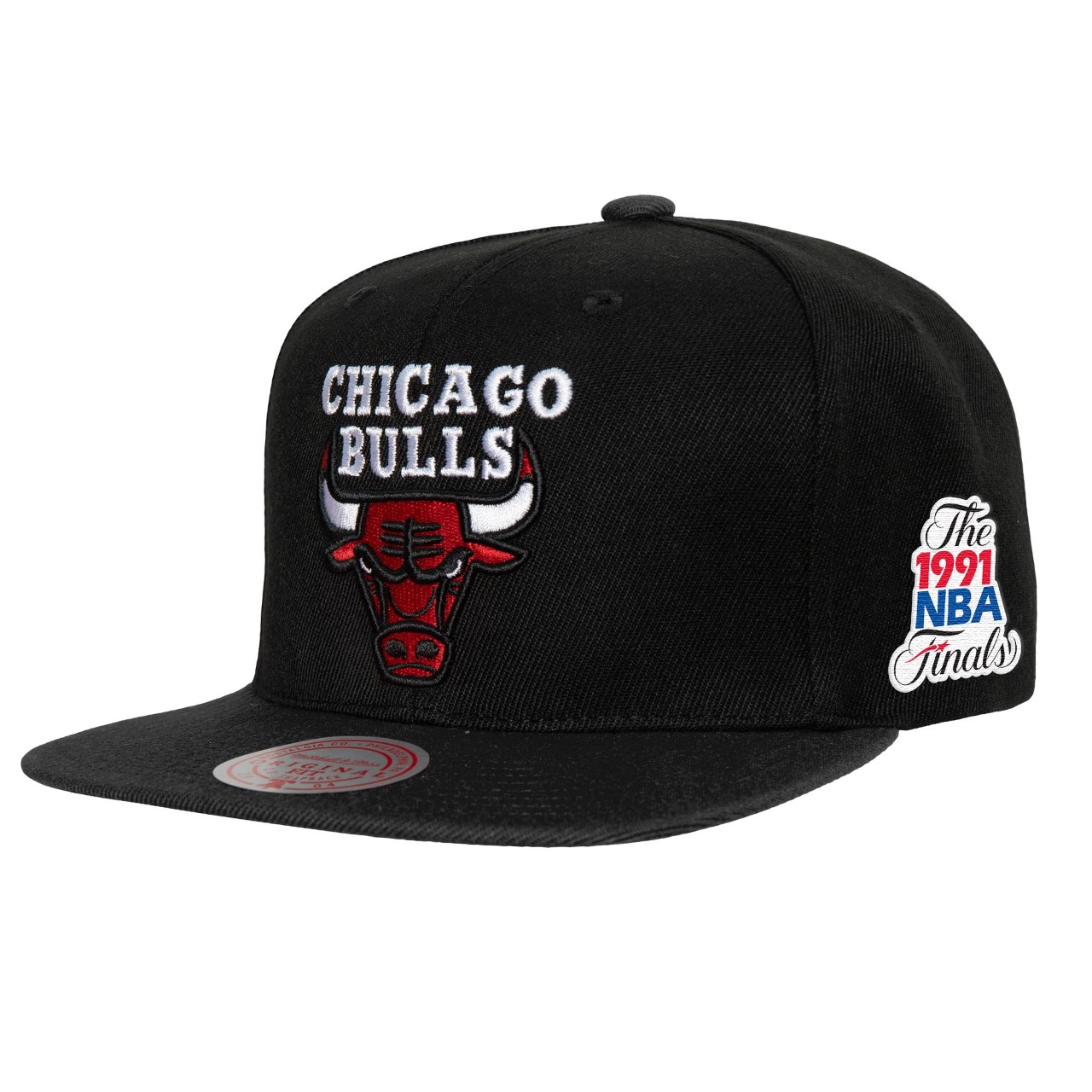Mitchell and Ness 6HSFMM20208-CBUBLCK Chicago Bulls Fitted Black