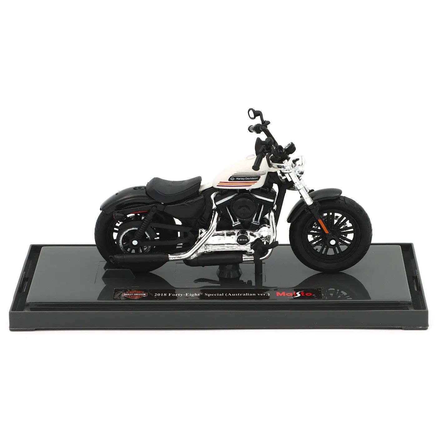 2018 Forty-Eight Special – HD – Vit – Maisto – 1:18