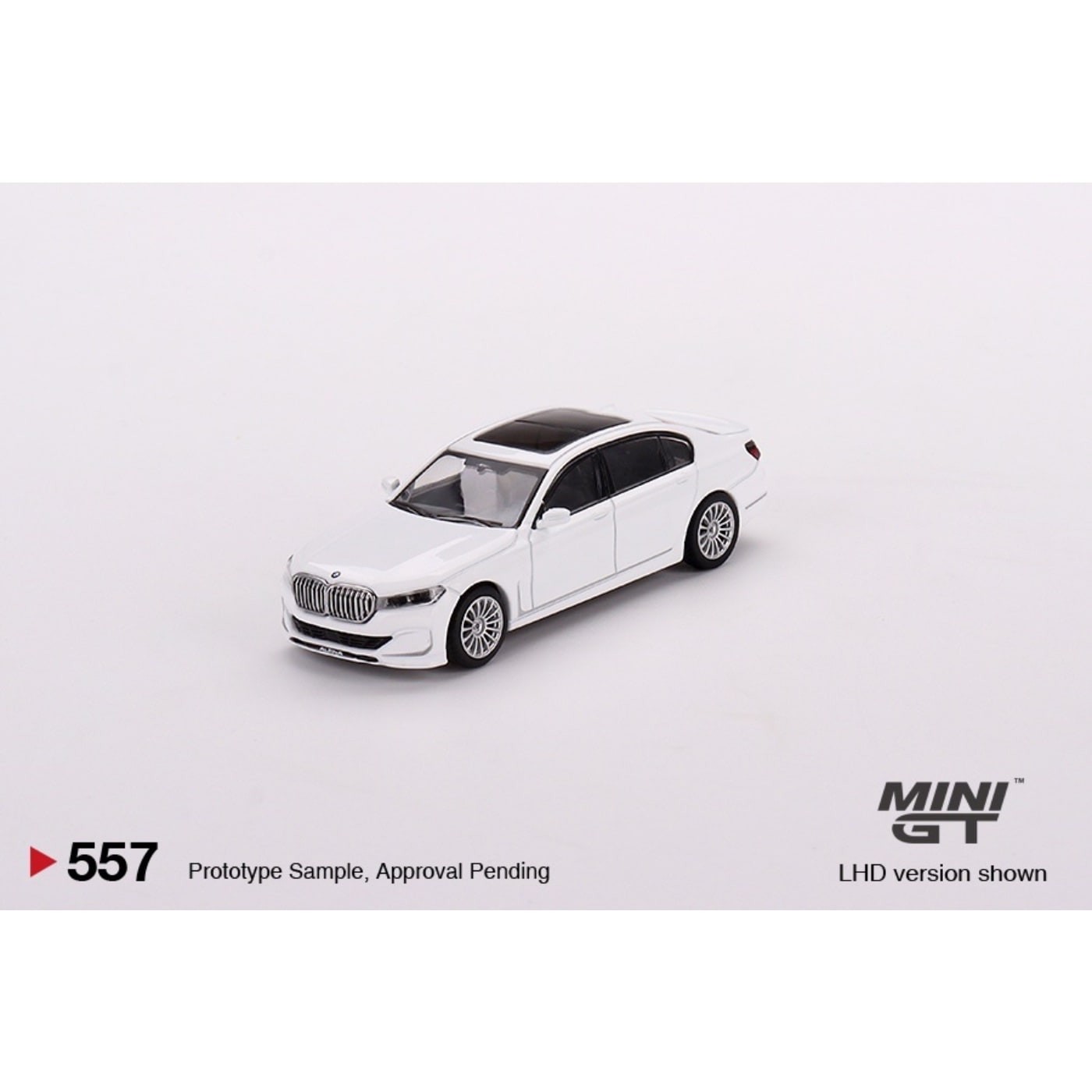 BMW Alpina B7 xDrive – Alpine White – 557 – Mini GT – 1:64