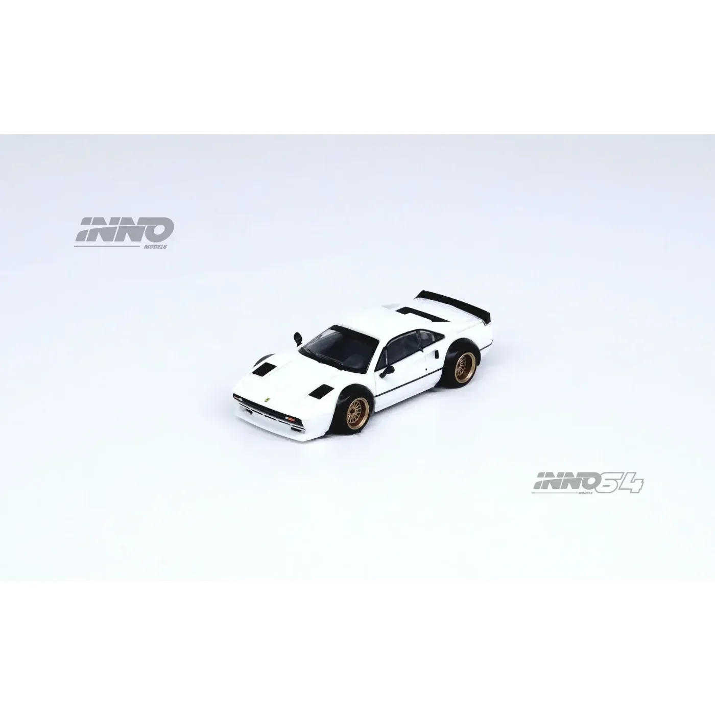 Ferrari 308 GTB - Liberty Walk - Vit - Inno64 - 1:64