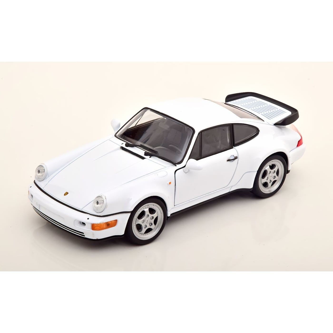 Porsche 911 Turbo vit modellbil – Welly 1:24