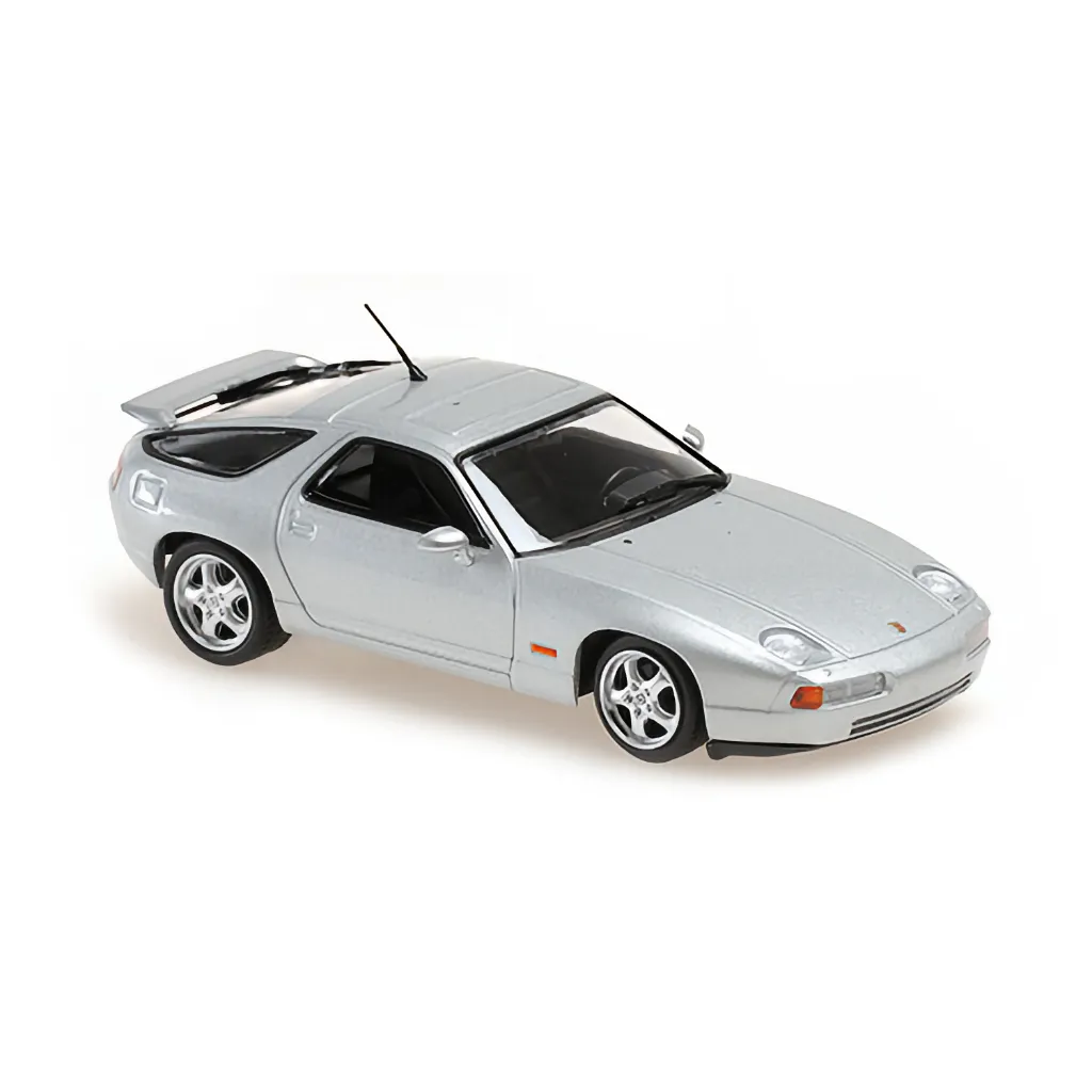 Porsche 928 GTS – 1991 – Silver Metallic – Maxichamps – 1:43