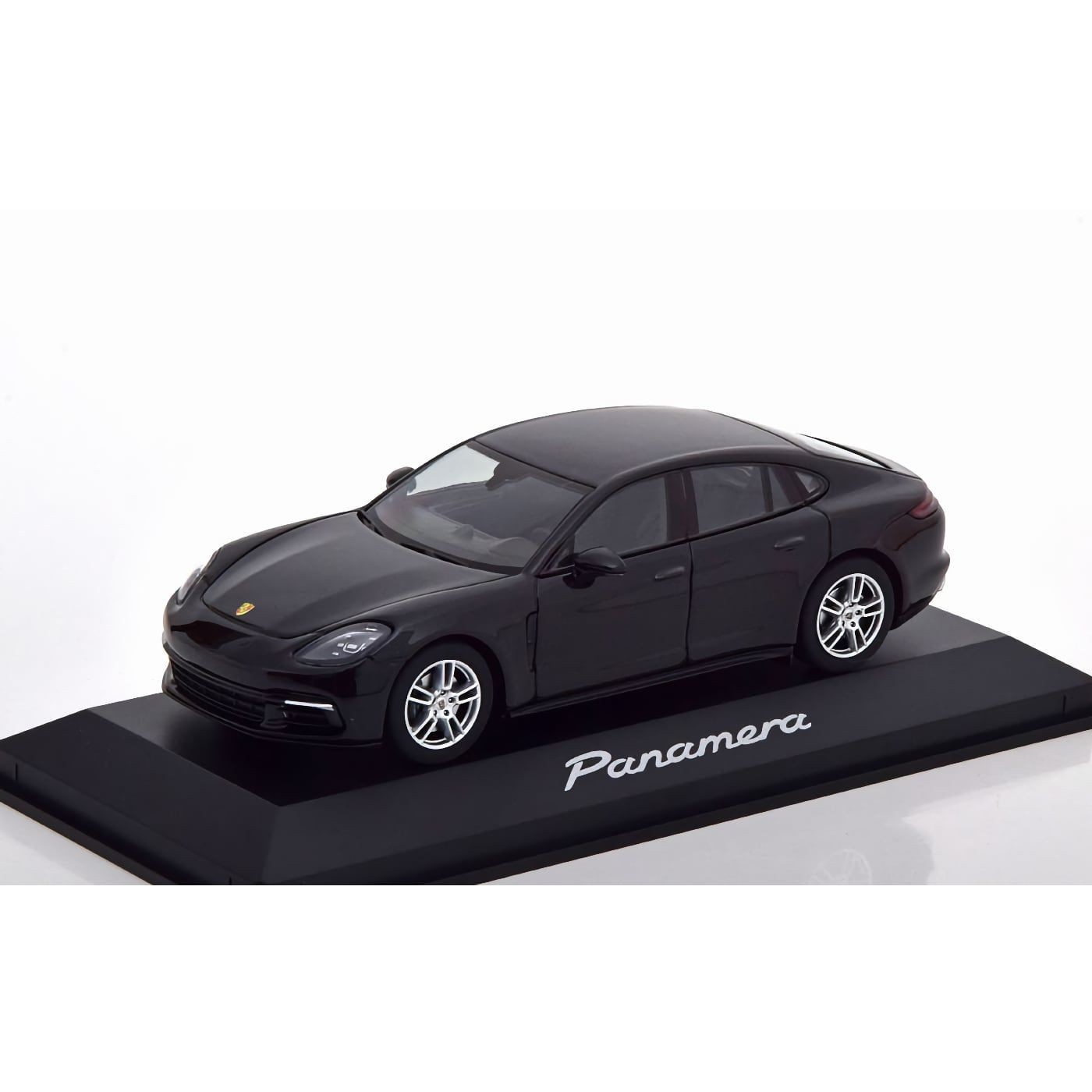 Porsche Panamera – 2017 – Svart – Herpa – 1:43