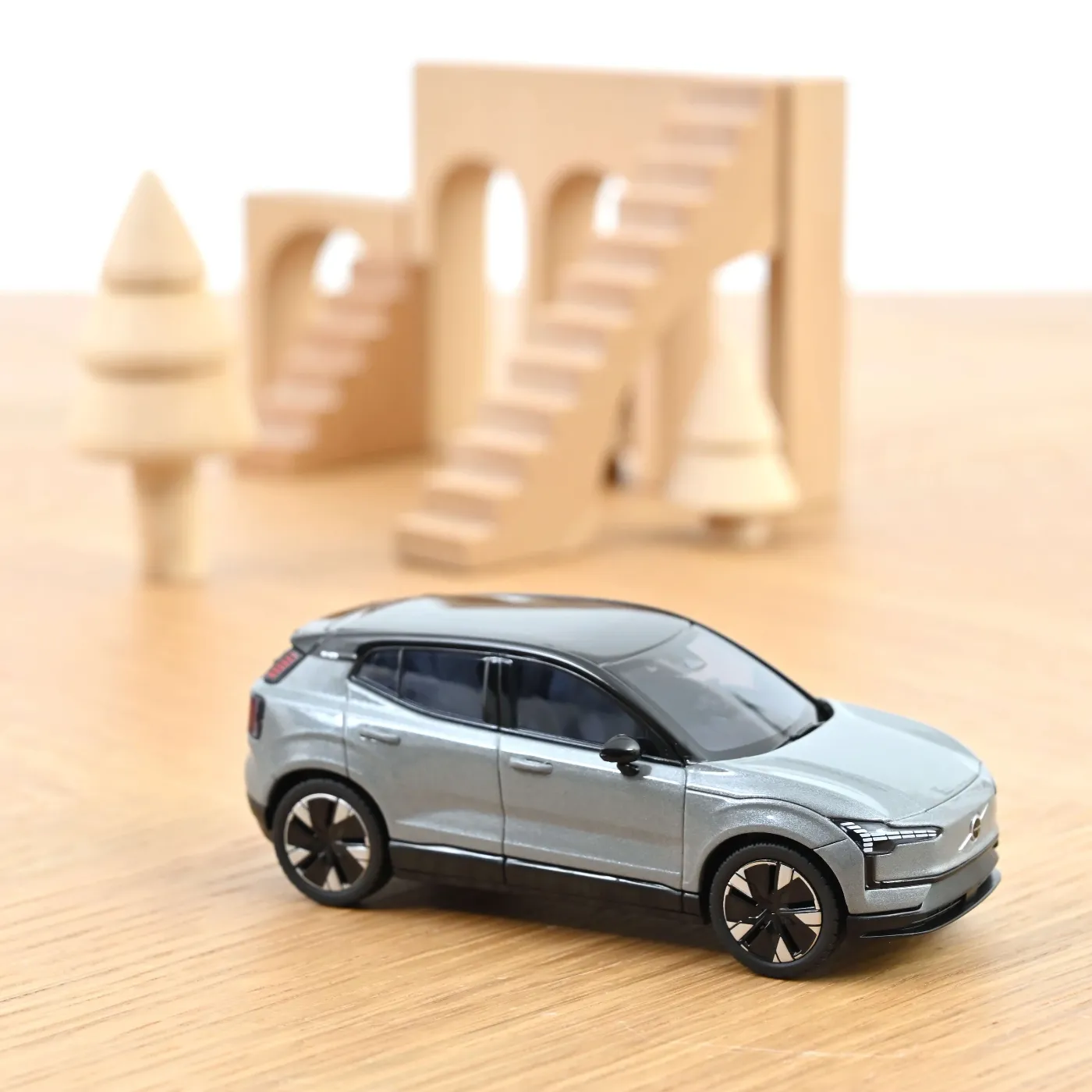 Volvo EX30 - 2024 - Grå - Norev - 1:43