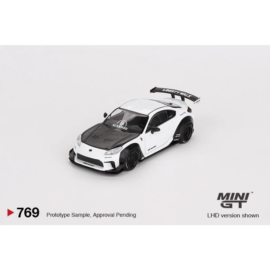 Toyota GR86 LB Nation - Vit - 769 - Mini GT - 1:64