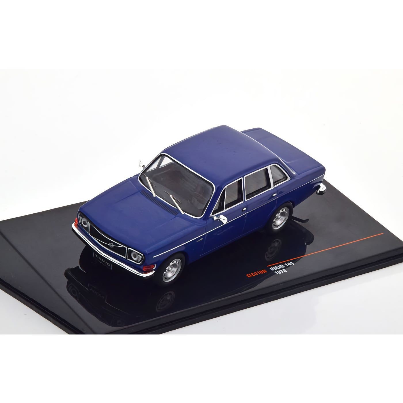 Läs mer om Volvo 144 1972 - Mörkblå - Ixo Models - 1:43