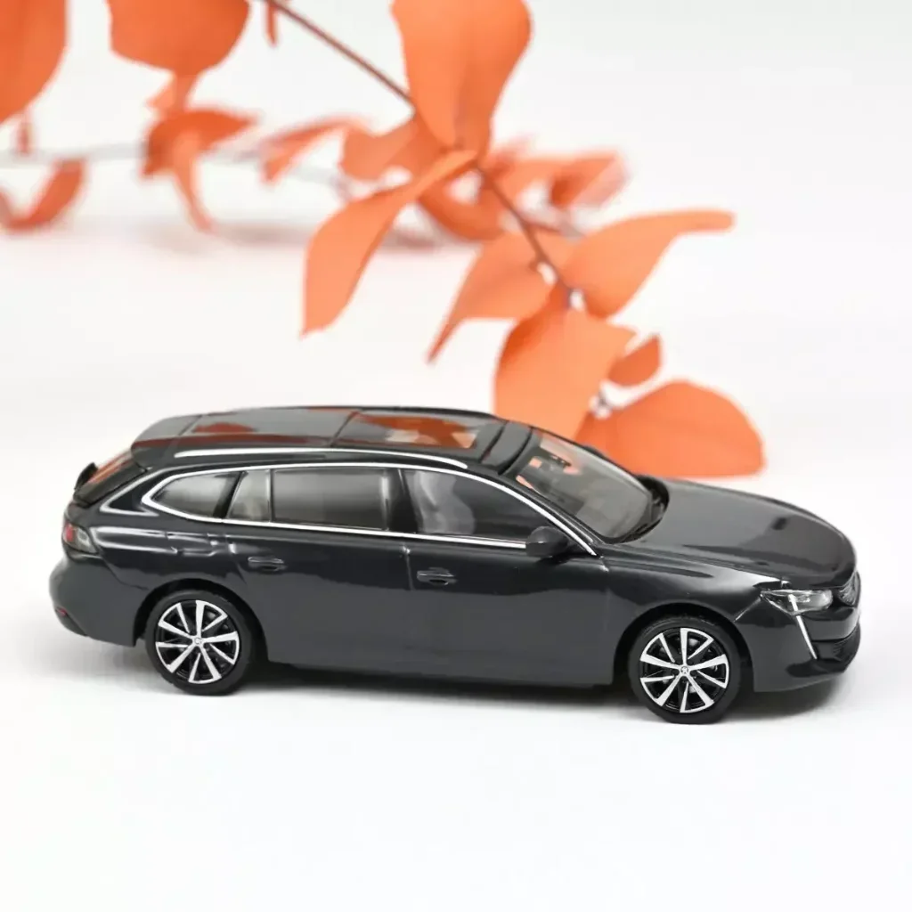 Läs mer om Peugeot 508 SW - 2018 - Mörkgrå - Norev - 1:43