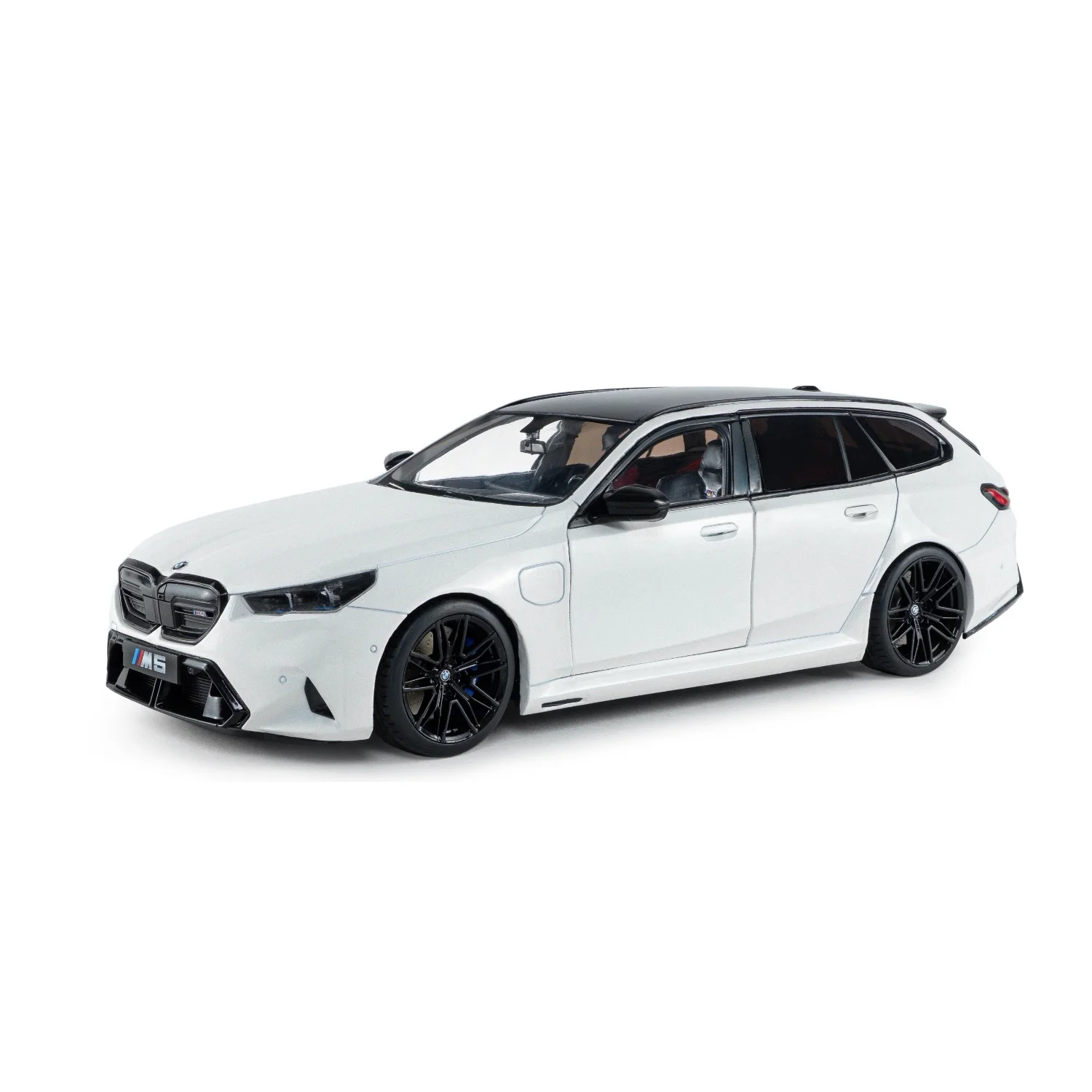 BMW M5 Touring (G99) - 2025 - Vit - Solido - 1:18