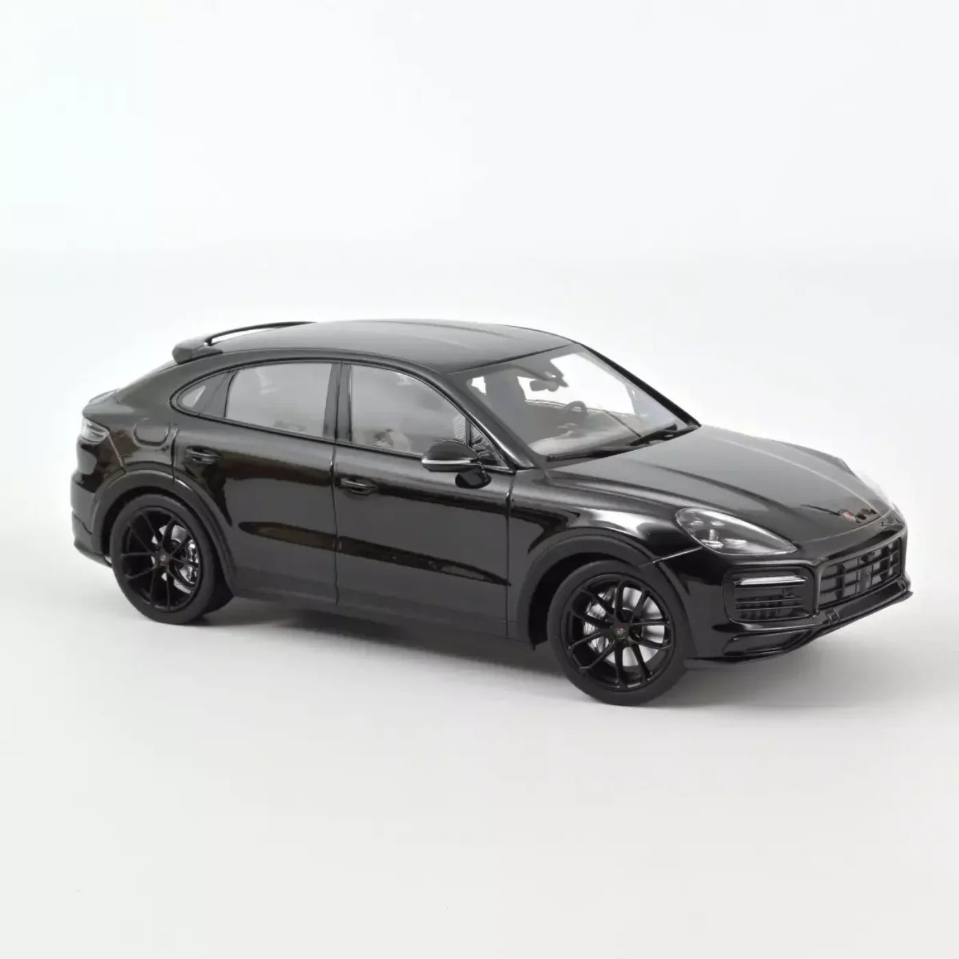 Porsche Cayenne S CoupÃ© – 2019 – Svart – Norev – 1:18