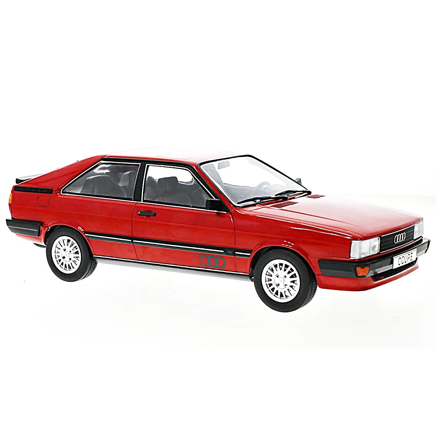 Modelcar Group (MCG) Audi CoupÃ© – 1980 – Röd – MCG – 1:18